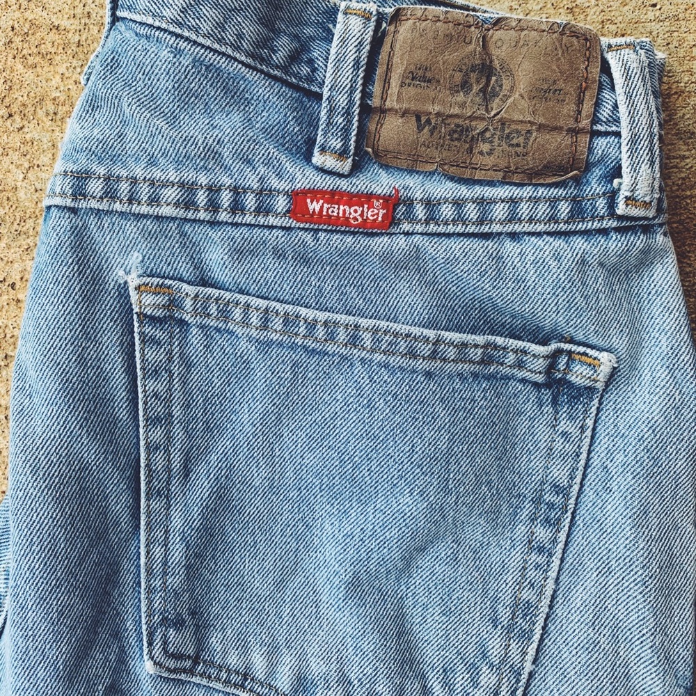 Light wash Wranglers - jeans